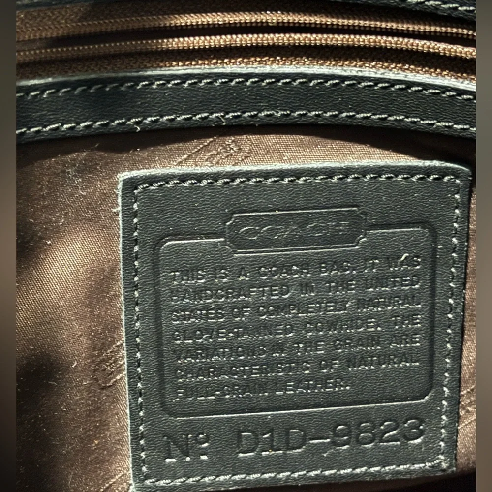 VINTAGE COACH 2001 Legacy West Hobo Black Leather USA - 9823
